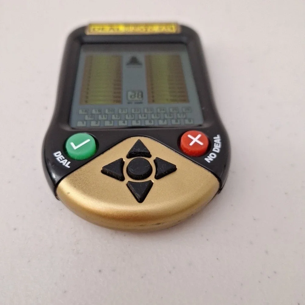 Deal or No Deal Electronic Handheld Game 2006 TESTED &‎ Works NEW BATTERIES